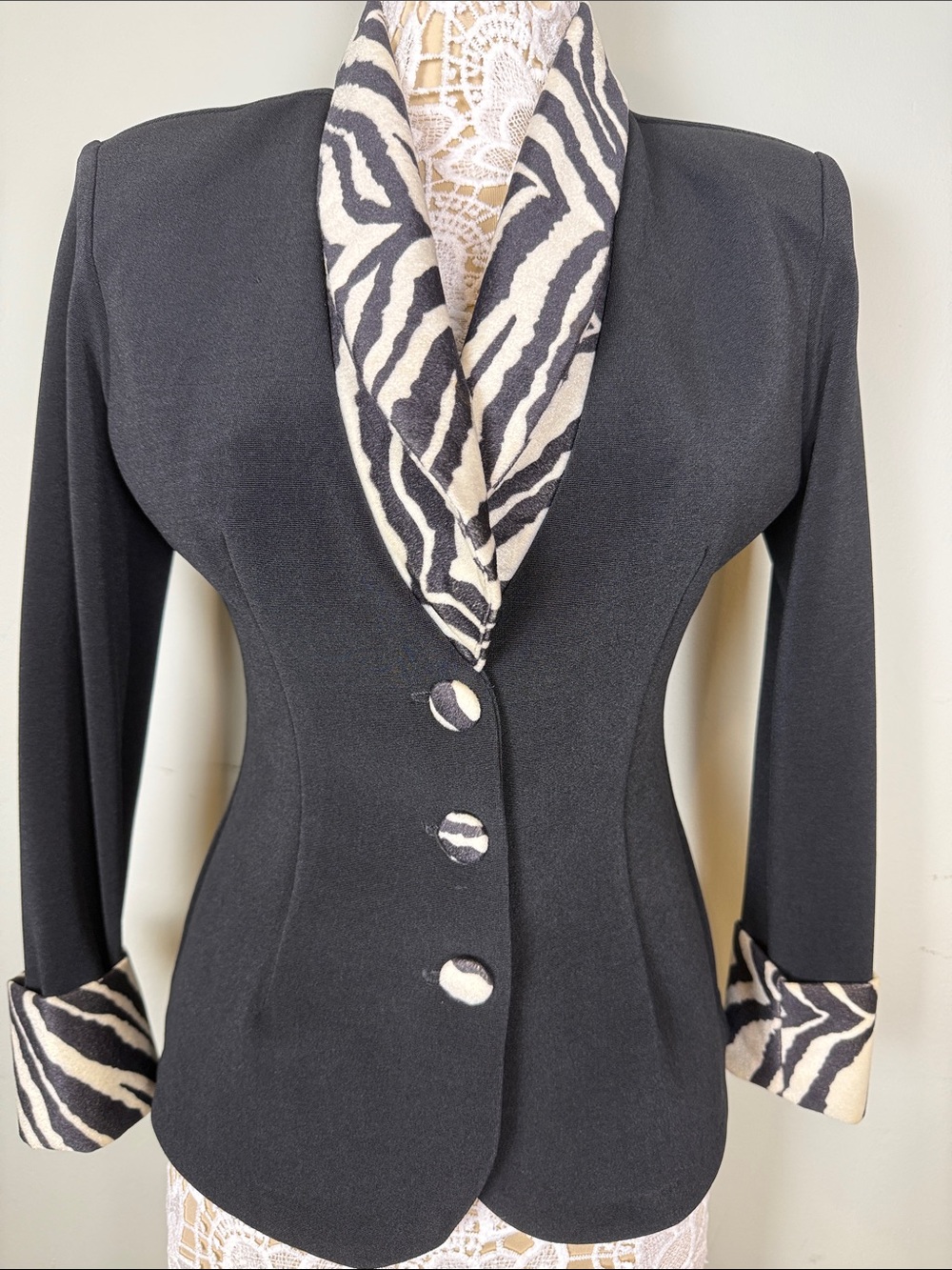 ✨Vintage Black Blazer Zebra Print Shawl Collar & Cuffs Bold Shoulder Pads